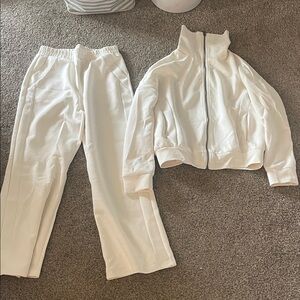 Amazon Women's White Wide-Leg Pants & Zip-Front Jacket Set